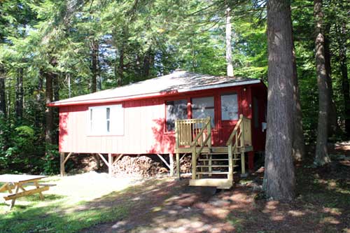 Lakeside Cabin 9